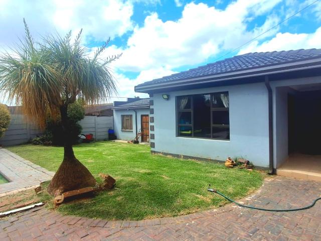 1 Bedroom Apartment / Flat To Rent in Witpoortjie