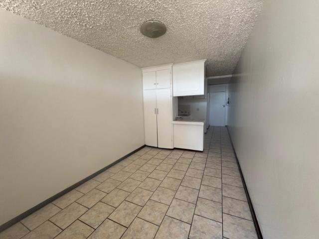 1 Bedroom Apartment / Flat To Rent in Amalinda