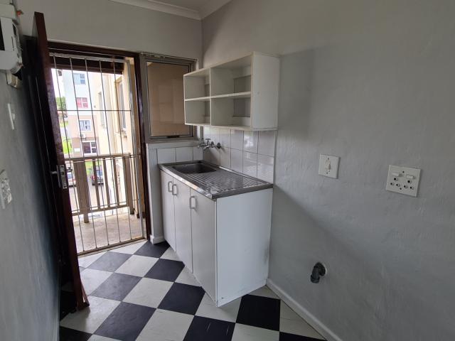 1 Bedroom Apartment / Flat To Rent in Amalinda