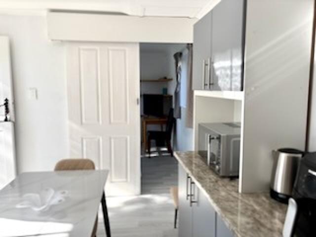 1 Bedroom Apartment / Flat To Rent in Belle Constantia