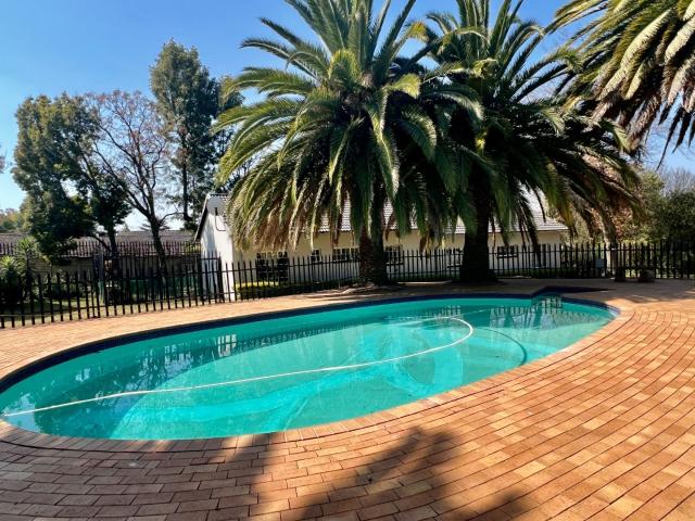 1 Bedroom Apartment / Flat To Rent in Bryanston East