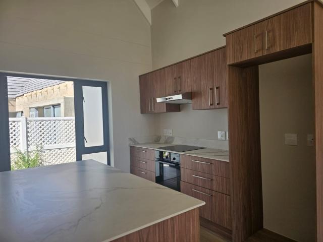 1 Bedroom Apartment / Flat To Rent in Canals