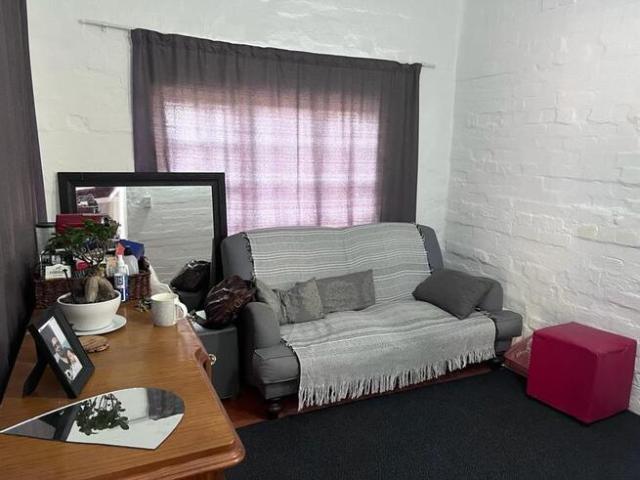 1 Bedroom Apartment / Flat to Rent in Clarendon