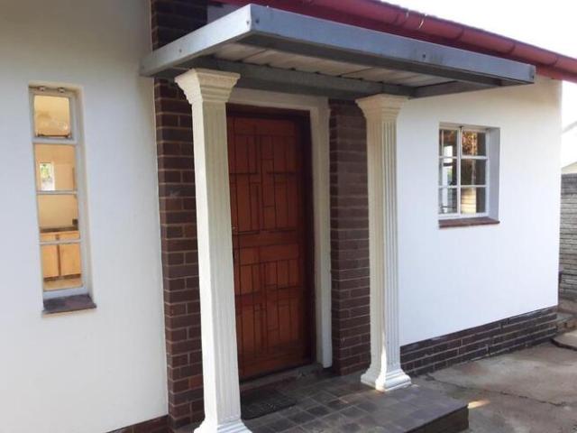 1 Bedroom Apartment / Flat to Rent in Clarendon