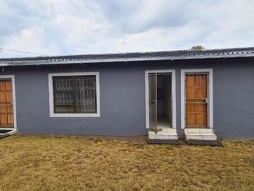 1 Bedroom Apartment / Flat to Rent in Crystal Park