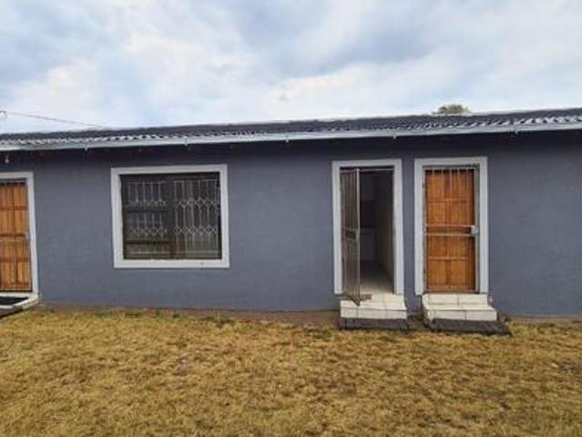 1 Bedroom Apartment / Flat to Rent in Crystal Park
