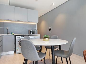 1 Bedroom Apartment / Flat To Rent in De Waterkant
