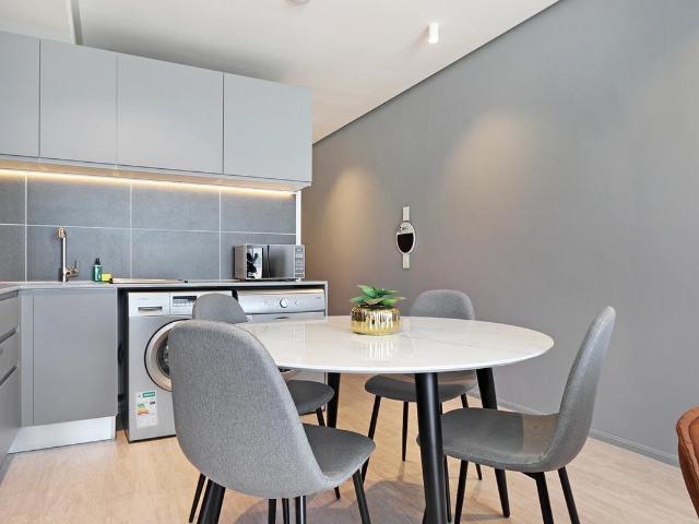 1 Bedroom Apartment / Flat To Rent in De Waterkant