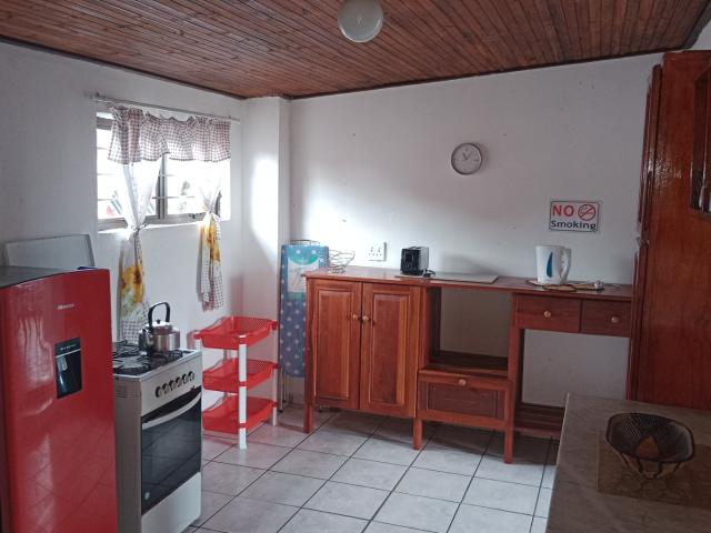 1 Bedroom Apartment / Flat To Rent in Elysium