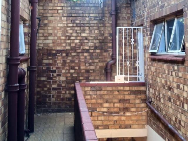 1 Bedroom Apartment / Flat To Rent in Fishers Hill
