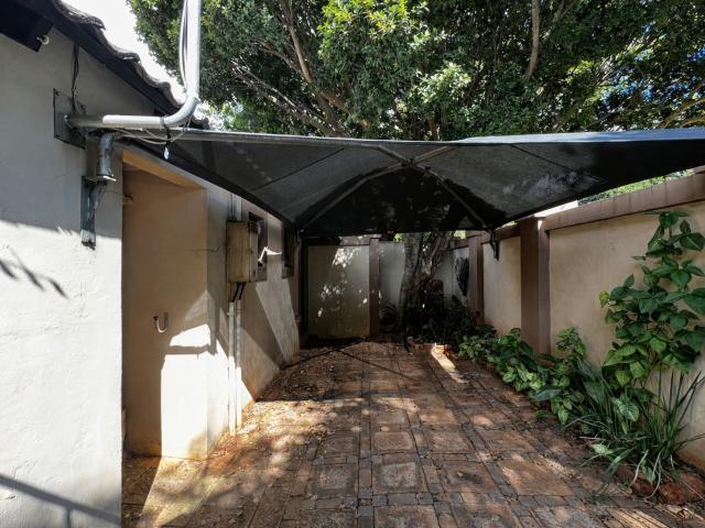 1 Bedroom Apartment / Flat To Rent in Groenkloof