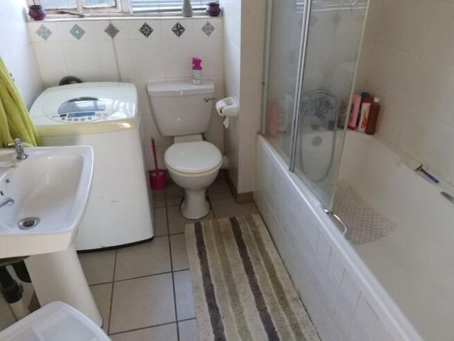 1 Bedroom Apartment / Flat To Rent in Hospitaalpark
