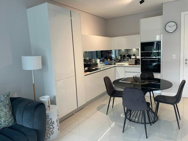 1 Bedroom Apartment / Flat To Rent in Houghton Estate