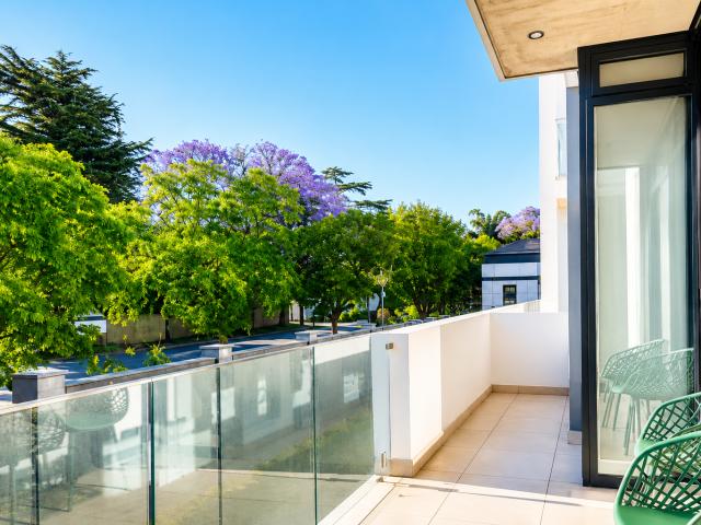 1 Bedroom Apartment / Flat To Rent in Houghton Estate