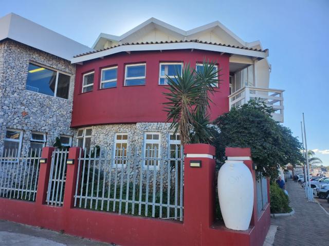 1 Bedroom Apartment / Flat To Rent in Jeffreys Bay Central