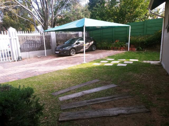 1 Bedroom Apartment / Flat To Rent in Johannesburg North