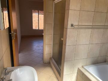 1 Bedroom Apartment / Flat To Rent in Kathu