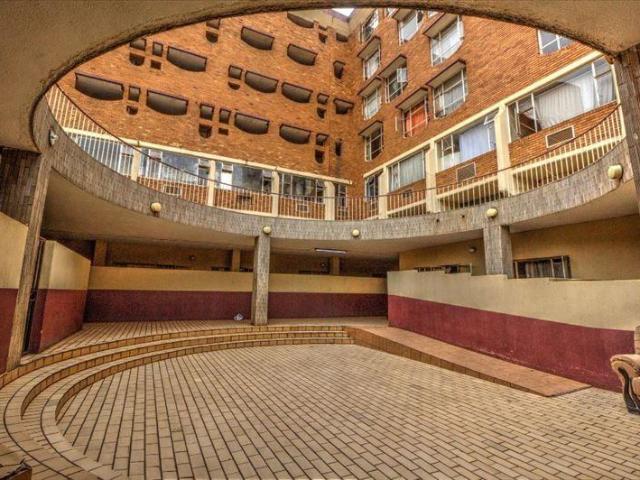 1 Bedroom Apartment / Flat to Rent in Kempton Park Central