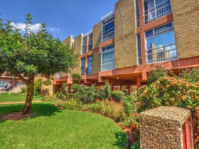1 Bedroom Apartment / Flat to Rent in Kempton Park Central