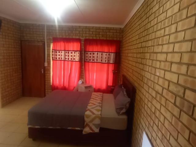 1 Bedroom Apartment / Flat To Rent in Lephalale