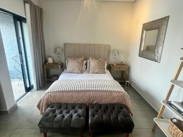 1 Bedroom Apartment / Flat To Rent in Menlo Park