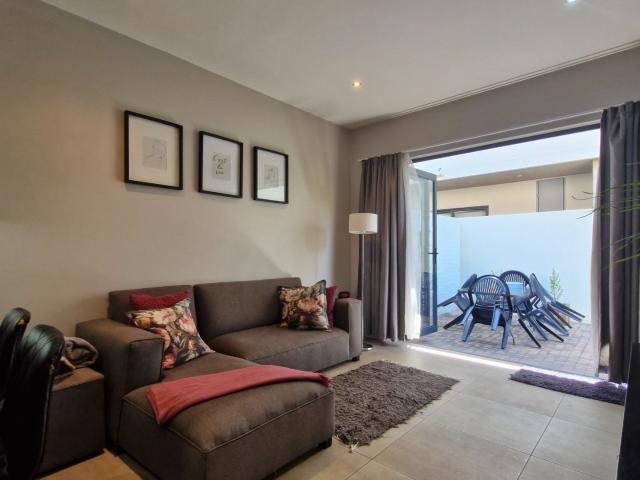 1 Bedroom Apartment / Flat To Rent in Menlo Park