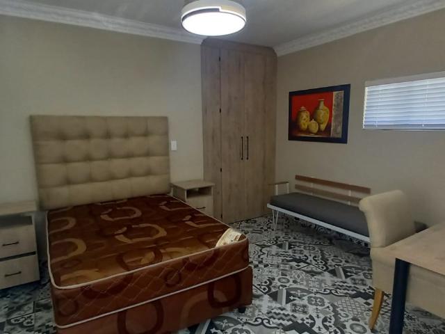 1 Bedroom Apartment / Flat To Rent in Monument Heights