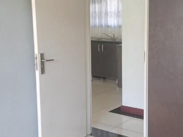 1 Bedroom Apartment / Flat To Rent in Noordwyk