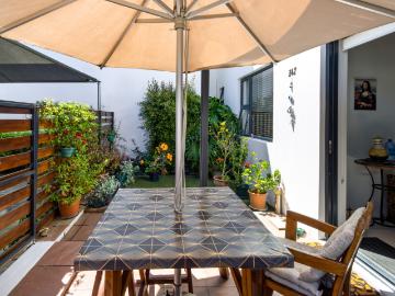 1 Bedroom Apartment / Flat To Rent in Paardevlei