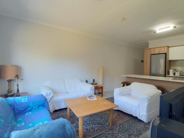 1 Bedroom Apartment / Flat To Rent in Paardevlei