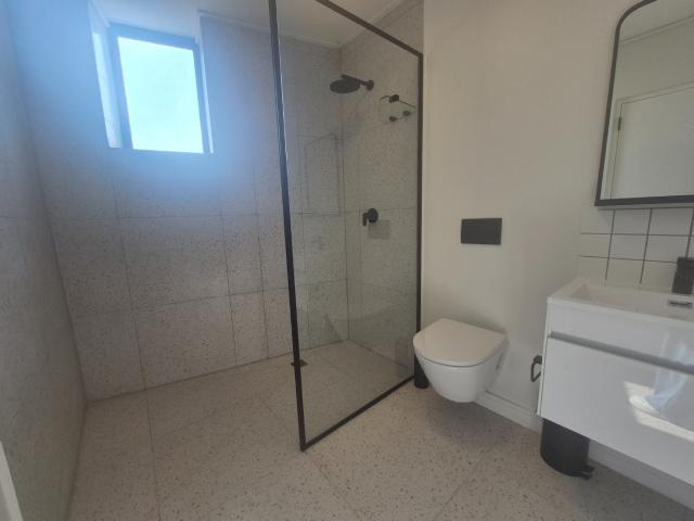 1 Bedroom Apartment / Flat To Rent in Paarden Eiland