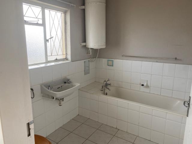 1 Bedroom Apartment / Flat To Rent in Parsons Hill