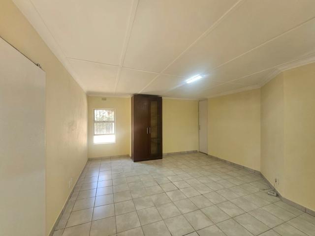 1 Bedroom Apartment / Flat To Rent in Randburg Central