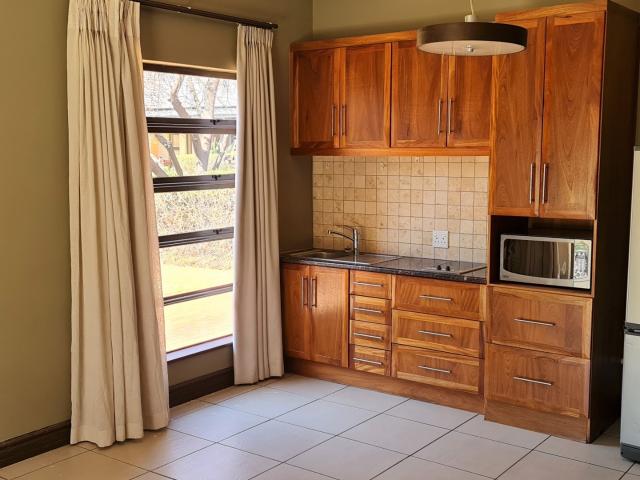 1 Bedroom Apartment / Flat To Rent in Retire at Midstream