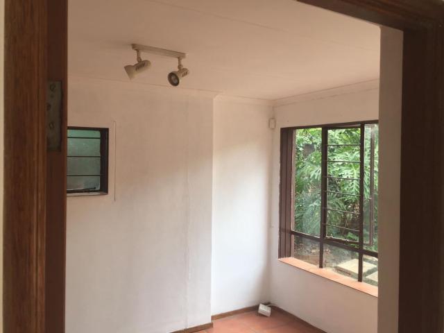 1 Bedroom Apartment / Flat To Rent in Rietfontein