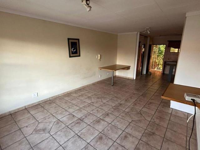 1 Bedroom Apartment / Flat to Rent in Rietfontein