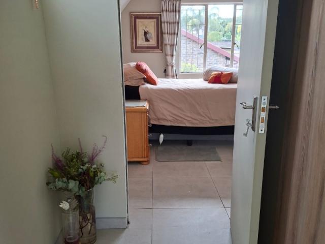 1 Bedroom Apartment / Flat To Rent in Rooihuiskraal