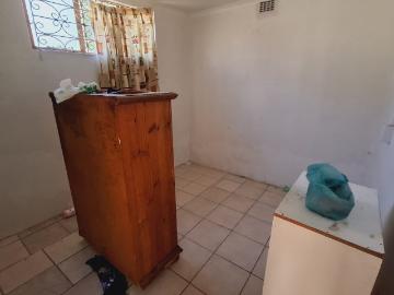 1 Bedroom Apartment / Flat To Rent in Sea View