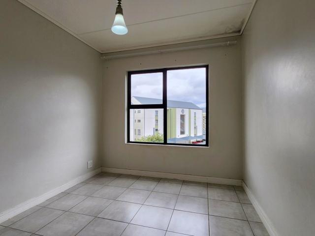 1 Bedroom Apartment / Flat To Rent in Six Fountains Residential Estate