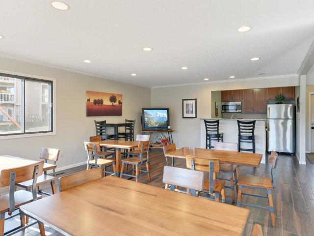 1 Bedroom Apartment for Rent at 1809 Trailway Dr #09 5, Eagan, MN 55122
