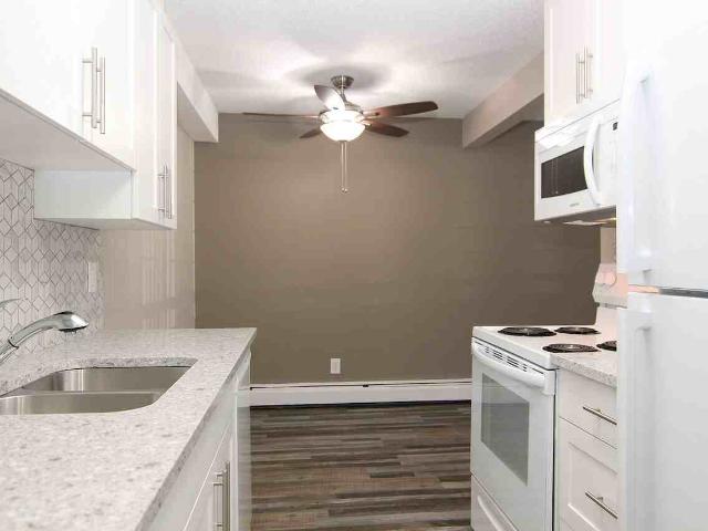 1 Bedroom Apartment for Rent at 10150 83 Ave Nw, Edmonton, AB T6E 2C4 Strathcona