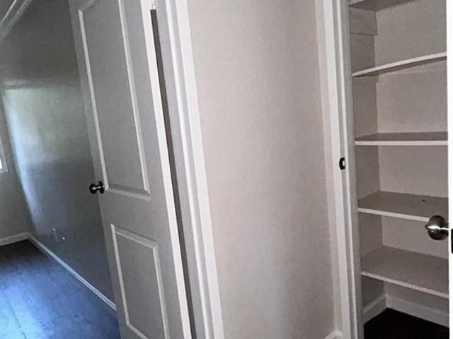 1 Bedroom Apartment for Rent at 10 and 12 San Pablo Ave, San Rafael, CA 94903 North San Rafael Commercial Center