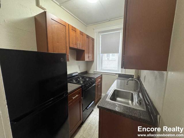 1 Bedroom Apartment for Rent at 1175 Boylston St #12, Boston, MA 02215 Fenway Kenmore Audubon Circle Longwood