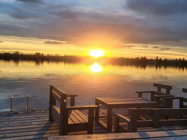 1 Bedroom Apartment for Rent at 291 East Chestermere Dr, Chestermere, AB T1X 1A2