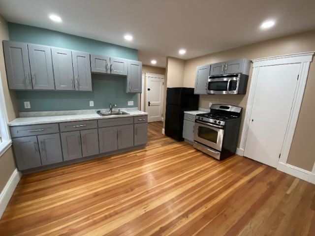 1 Bedroom Apartment for Rent at 305 Belgrade Ave #3L, Boston, MA 02131 Metropolitan Hill Beach Street