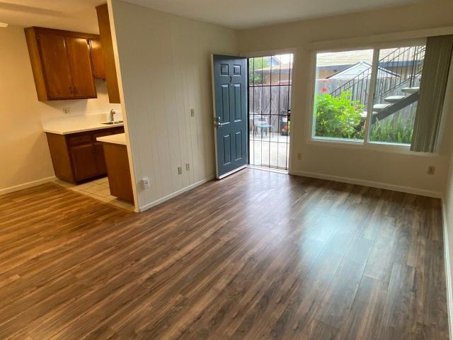 1 Bedroom Apartment for Rent at 4314 Temecula St #3, San Diego, CA 92107 Point Loma Heights