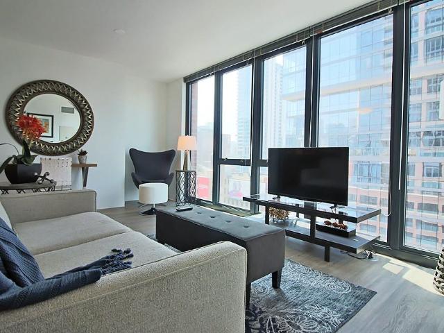 1 Bedroom Apartment for Rent at 637 N Wells St, Chicago, IL 60654 Near North Side