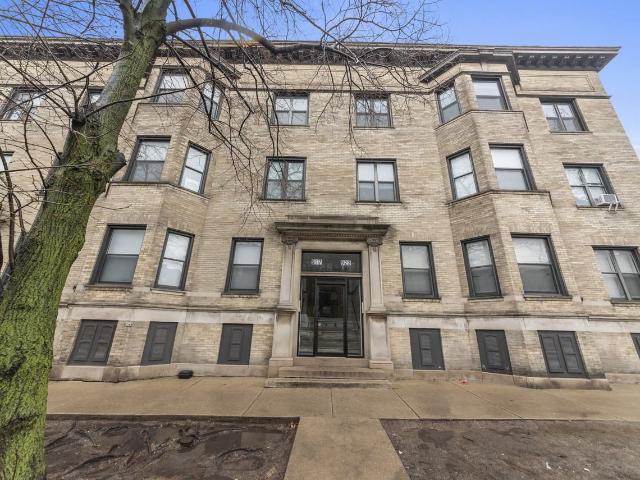 1 Bedroom Apartment for Rent at 915 W Waveland Ave #917 1A, Chicago, IL 60613 Lakeview