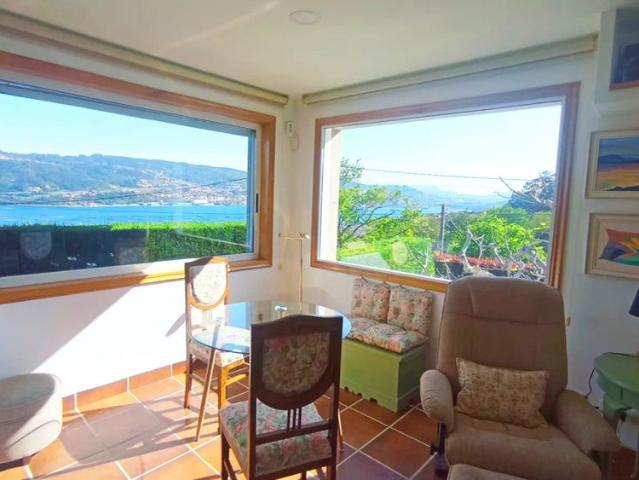 1 bedroom apartment for rent in Moaña, bills included