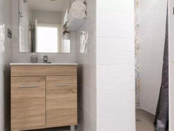 1 bedroom apartment for rent in Numancia, bills included